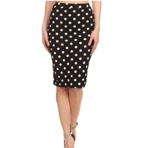 POLKA DOT PENCIL SKIRT ✏️